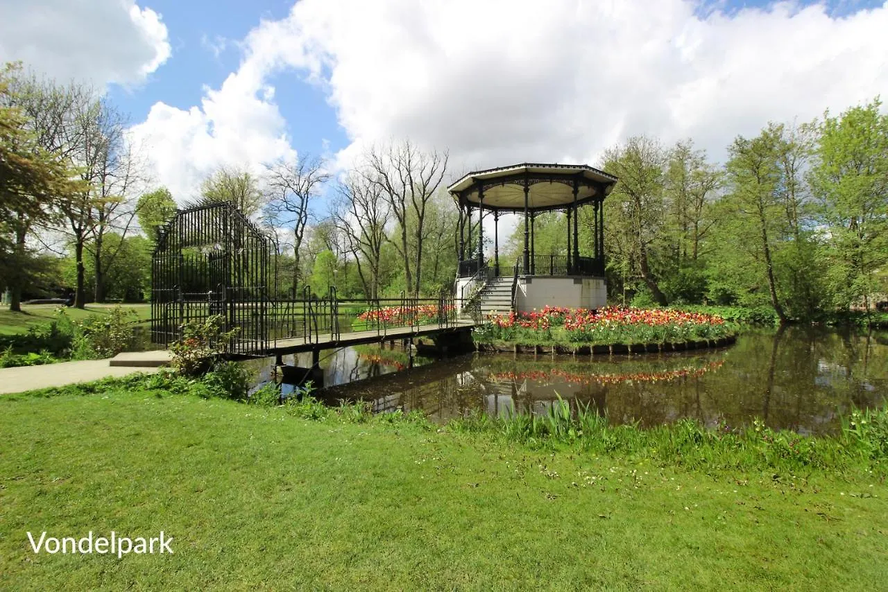Bed & Breakfast New Monumental Garden View Studio Amsterdam