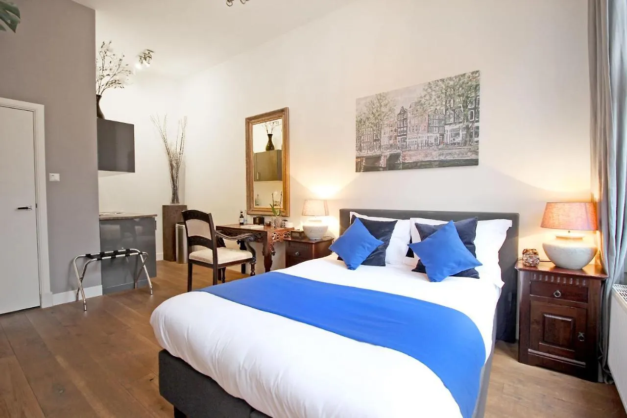 Bed & Breakfast New Monumental Garden View Studio Amsterdam